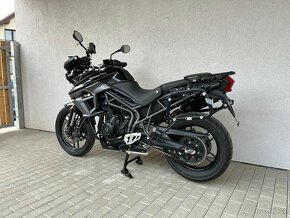 Triumph Tiger 800 XRX - 4