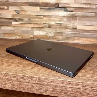 MacBook Pro 14,11CPU/14 GPU,M3 Pro,2023,18GB RAM, 512GB - 4
