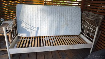 Postel pod pergolu - 4