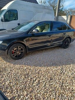Rozpredam škoda Superb II 1.8Tsi 118kw BZB - 4