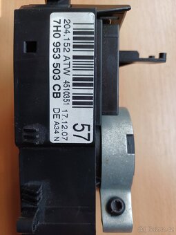 Prodám original přepínač kombinovaný - páčky volantu VW - 4