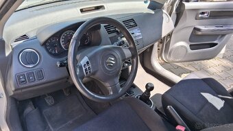 Suzuki Swift 1.3 BENZIN - 4