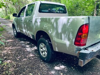 Toyota Hilux 2.5d 88kw - 4