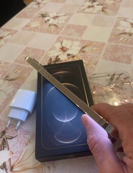Iphone 12 pro zamluveno do 30.6 - 4