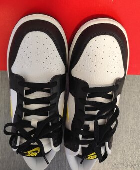Nike Dunk Low - 4