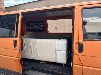 Volkswagen Transporter t4 2.4D - 4