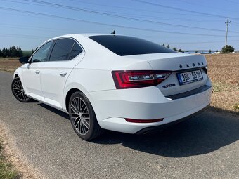 Škoda Superb - 4
