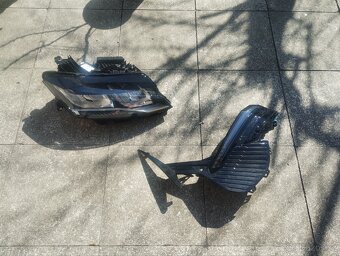 LEVNĚ Peugeot 308 P5 t10 3 lll nárazník držák - 4