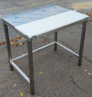 Nerezový gastro stůl, pracovní stůl - 4