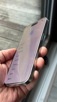 iPhone 16 Pro 256 GB White - 4