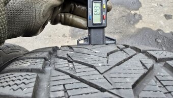 Zimní pneu 225/40/18 Vredestein - 4