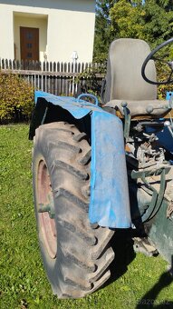 blatníky Zetor 25A - 4