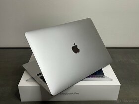 MacBook Pro 13" 2020 M1 Silver / 256GB - 4