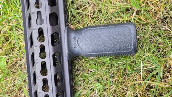CM16 Predator G&G - 4