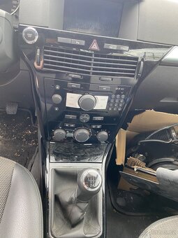 Opel Astra, 1,8 i16V,TwinTop - 4