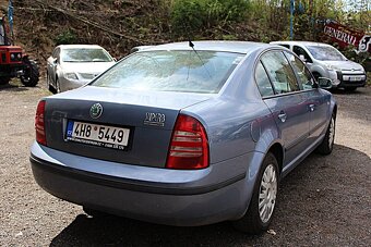 Škoda Superb - 4