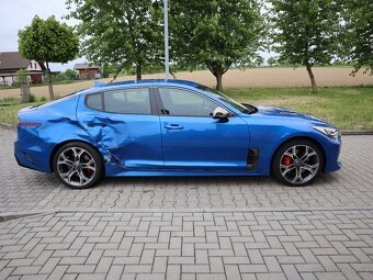 Kia Stinger 3.3 TGDI V6 272 kW 4WD GT-Line r.5/2018 Původ ČR - 4