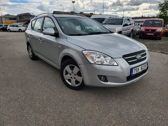 Kia Ceed, 1.6i,92,7kw,najeto 190tis km - 4