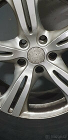 Nabízíme 17" zimní sadu ALU kola a pneu 235/65 - 4