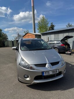 Mitsubishi Grandis 2,0 DID 103 kw , 7 míst 2008 - 4