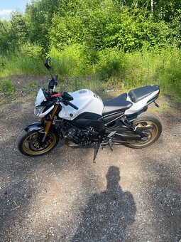 Yamaha fz8 - 4