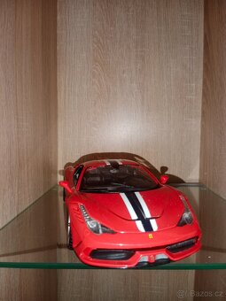 Modely BURAGO - 4