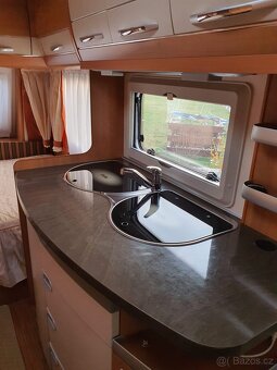 Prodám karavan super stav - 4