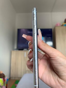 IPhone X - 4