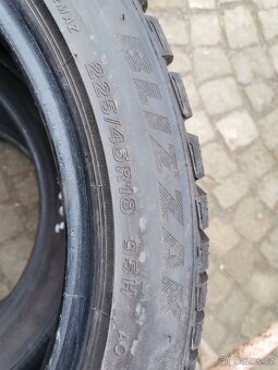 225/45/18 zimni pneu BRIDGESTONE 225/45 R18 - 4