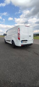 Ford Custom - 4