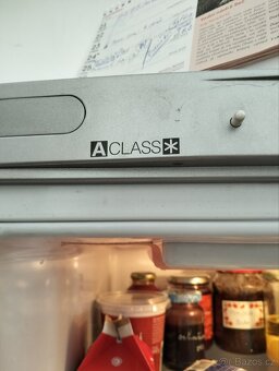 Náhradní sklo do lednice Indesit - 4