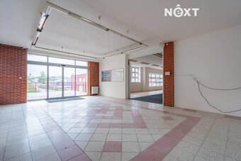 Pronájem komerční Obchodní prostory, 753㎡ - 4