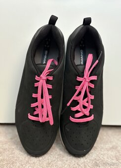 Damska cyklisticka obuv zn.Shimano - vel.40 - 4