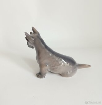 Porcelánová figurka psa - Královská Kodaň - 4