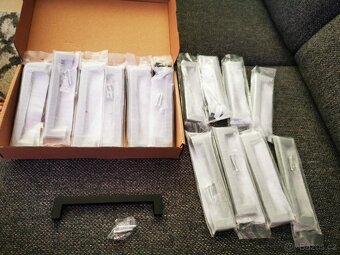 Nábytkové kování - 4