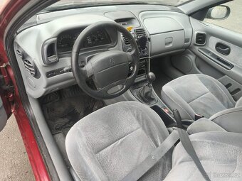 Renault laguna 16.16. benzín - 4