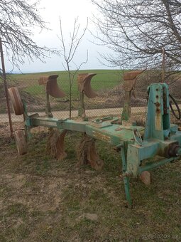 pluh 3 eberhardt - 4