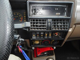 Renault 19 I světle hnědá metalíza - 4