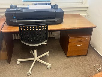 KANCELÁŘSKÝ NÁBYTEK - 4