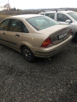 Ford Focus - 4