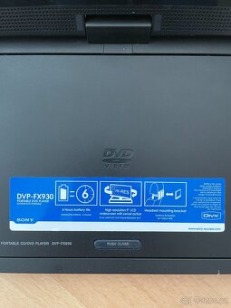 Přenosný DVD přehrávač do auta zn. SONY - 4