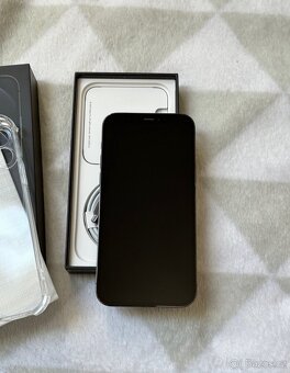 Apple iPhone 12 Pro 256GB Graphite - 4