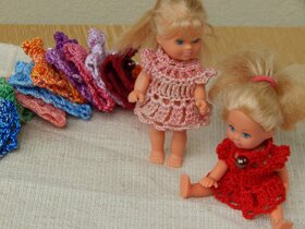 Ruční práce háčkované šatečky pro Evičku - Barbie - 4