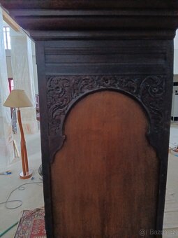 Elegantní a vysoce kvalitní skříňka 1650 roca - 4
