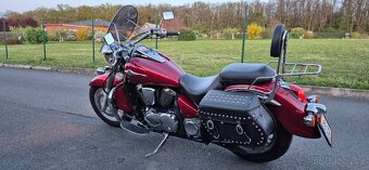 Kawasaki Vulcan 900 Classic - 4