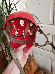 Retro hokejová helma OKULA 60-70léta - 4