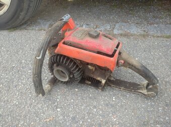 Historická pila Stihl 041 - 4