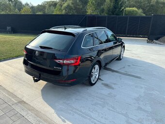 Škoda Superb Combi 3 2.0 TDI DSG - 4