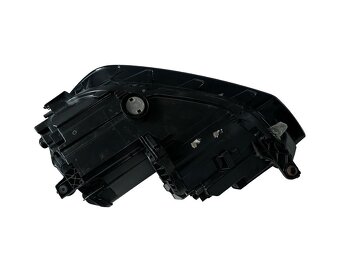 Pravý halogen světlo 517941006B VW Golf 7 sportsvan 2015 - 4