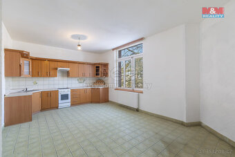 Prodej bytu 4+1, 190 m², Český Těšín, ul. Ostravská - 4